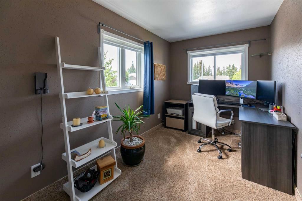 









191


McArdell

Drive,
Hinton,




AB
T7V 1Z2

