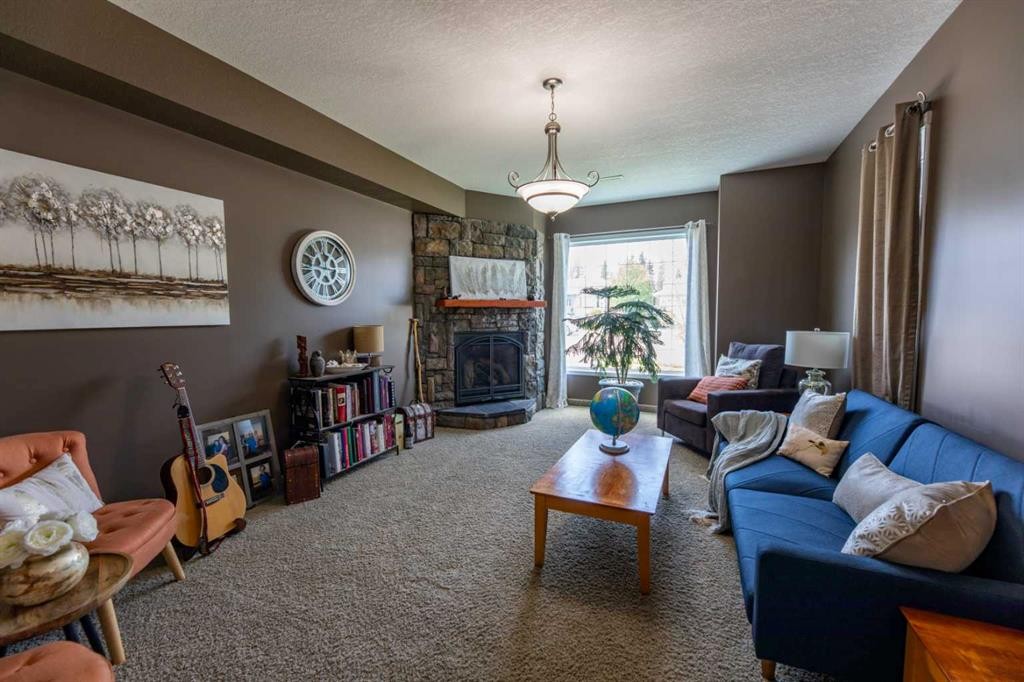 









191


McArdell

Drive,
Hinton,




AB
T7V 1Z2

