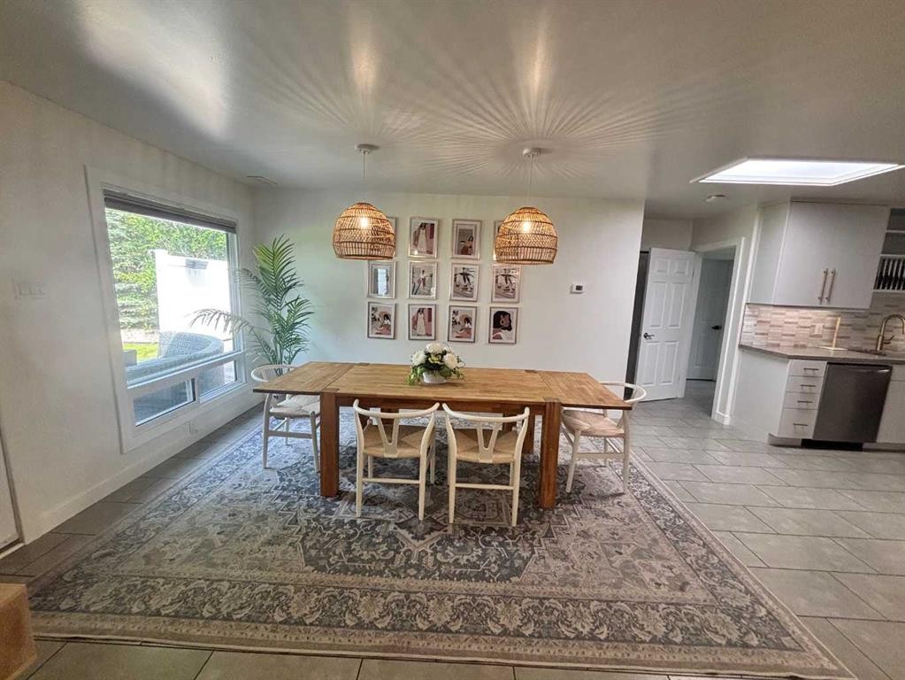 









671022


Range Road 241

, 93,
Rural Athabasca County,




AB
T9S 2A6

