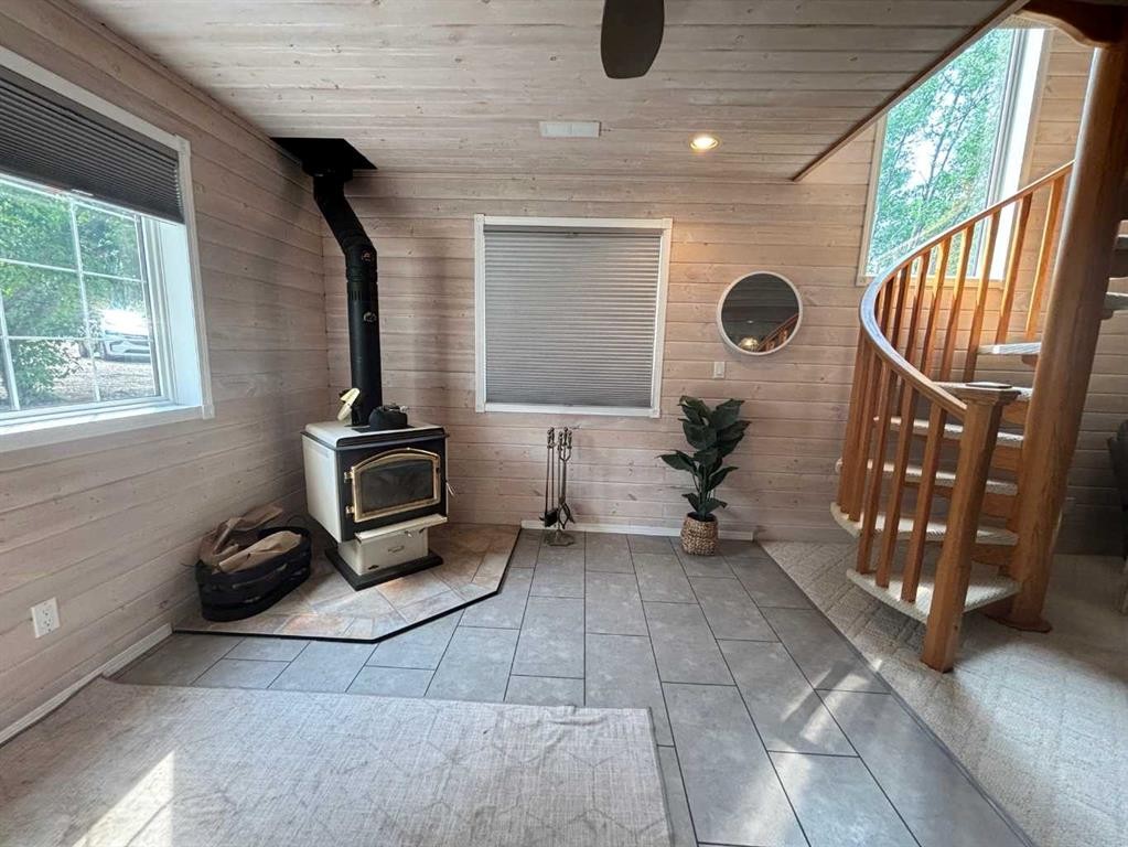 









671022


Range Road 241

, 93,
Rural Athabasca County,




AB
T9S 2A6

