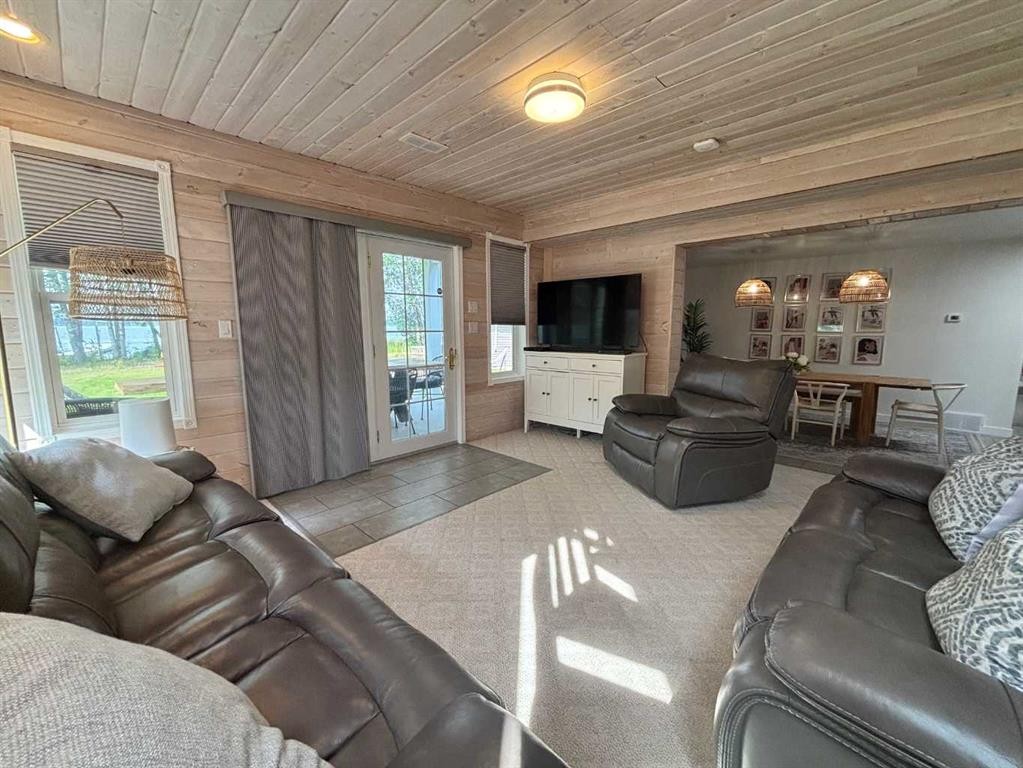 









671022


Range Road 241

, 93,
Rural Athabasca County,




AB
T9S 2A6

