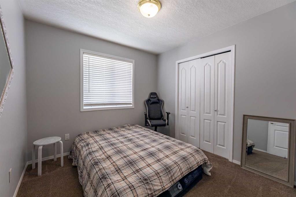 









168


Sitar

Crescent,
Hinton,




AB
T7V 1S7

