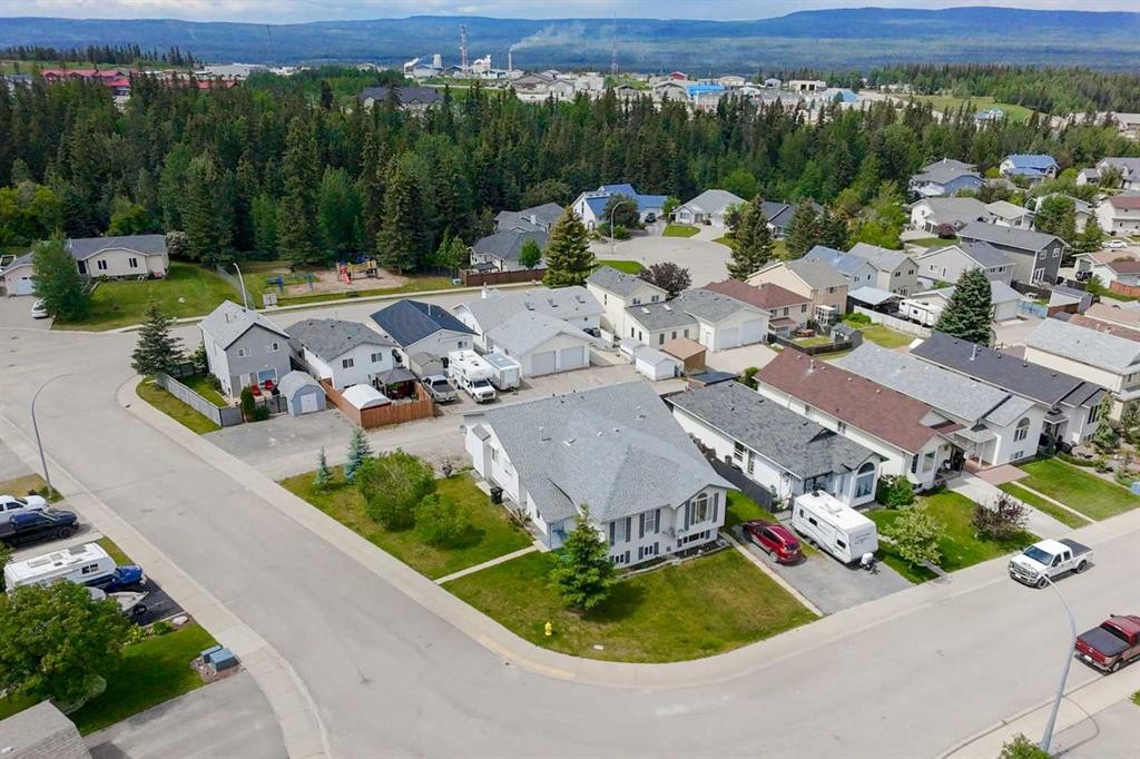 









168


Sitar

Crescent,
Hinton,




AB
T7V 1S7

