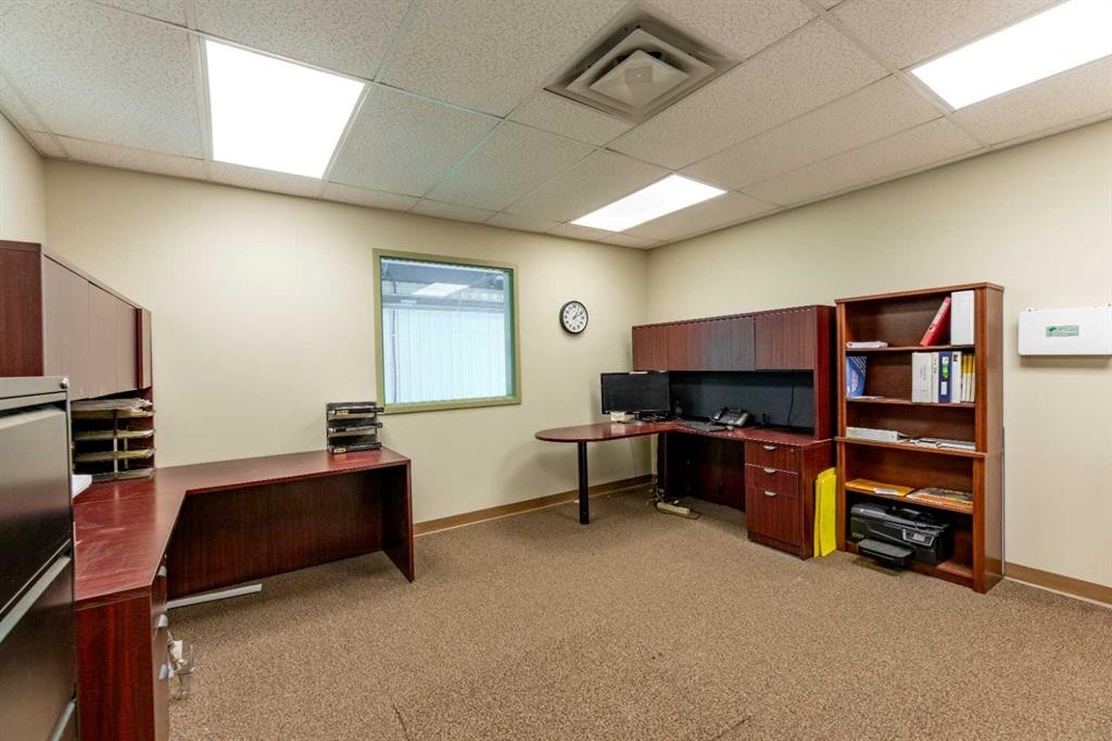 









156


Steele

Crescent,
Hinton,




AB
T7V 2G5

