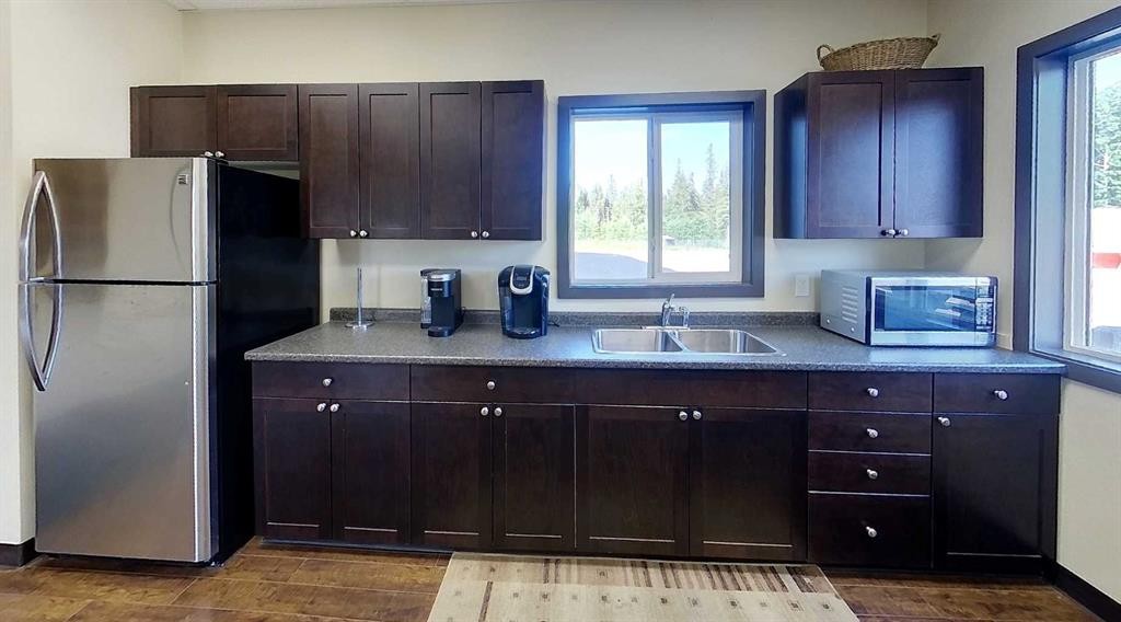 









317


Rodeo

Road,
Edson,




AB
T7E 0B6


