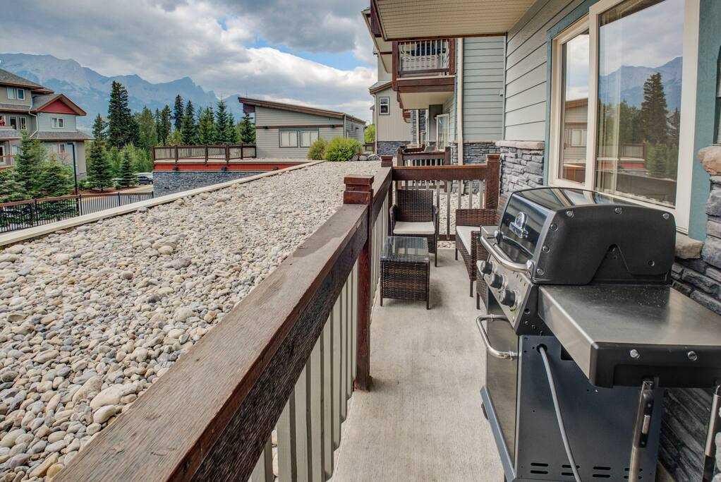 









107


Montane

Road Southwest, 107,
Canmore,




AB
T1W3J2


