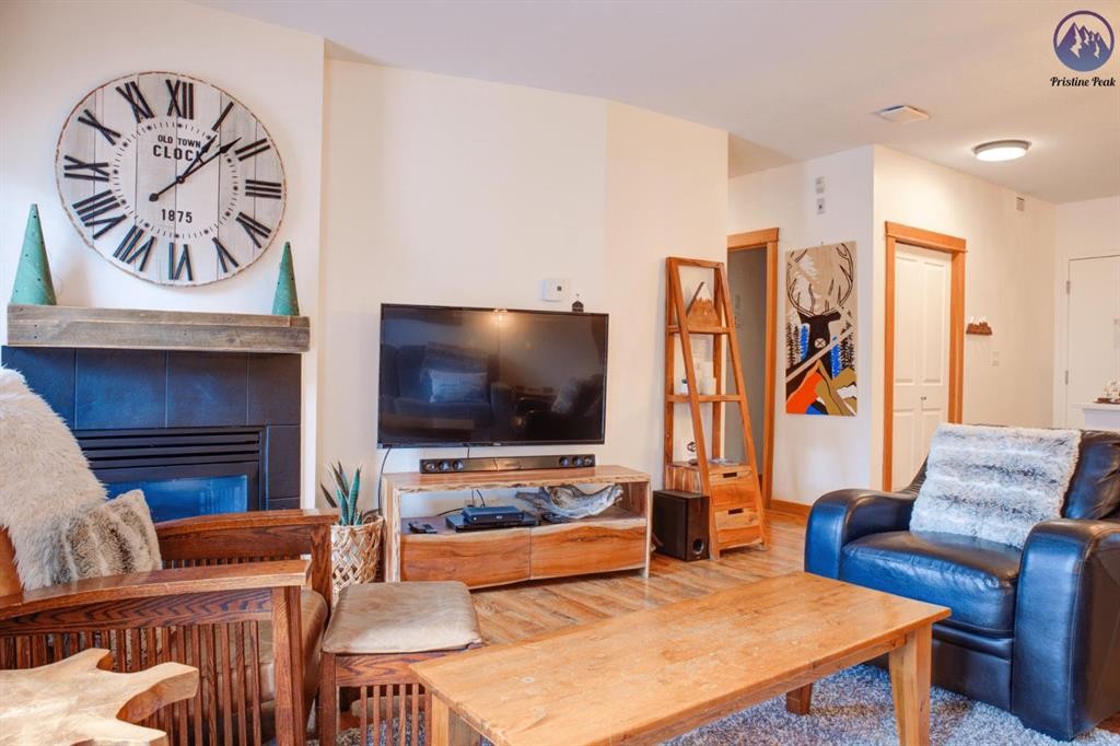 









107


Montane

Road Southwest, 107,
Canmore,




AB
T1W3J2

