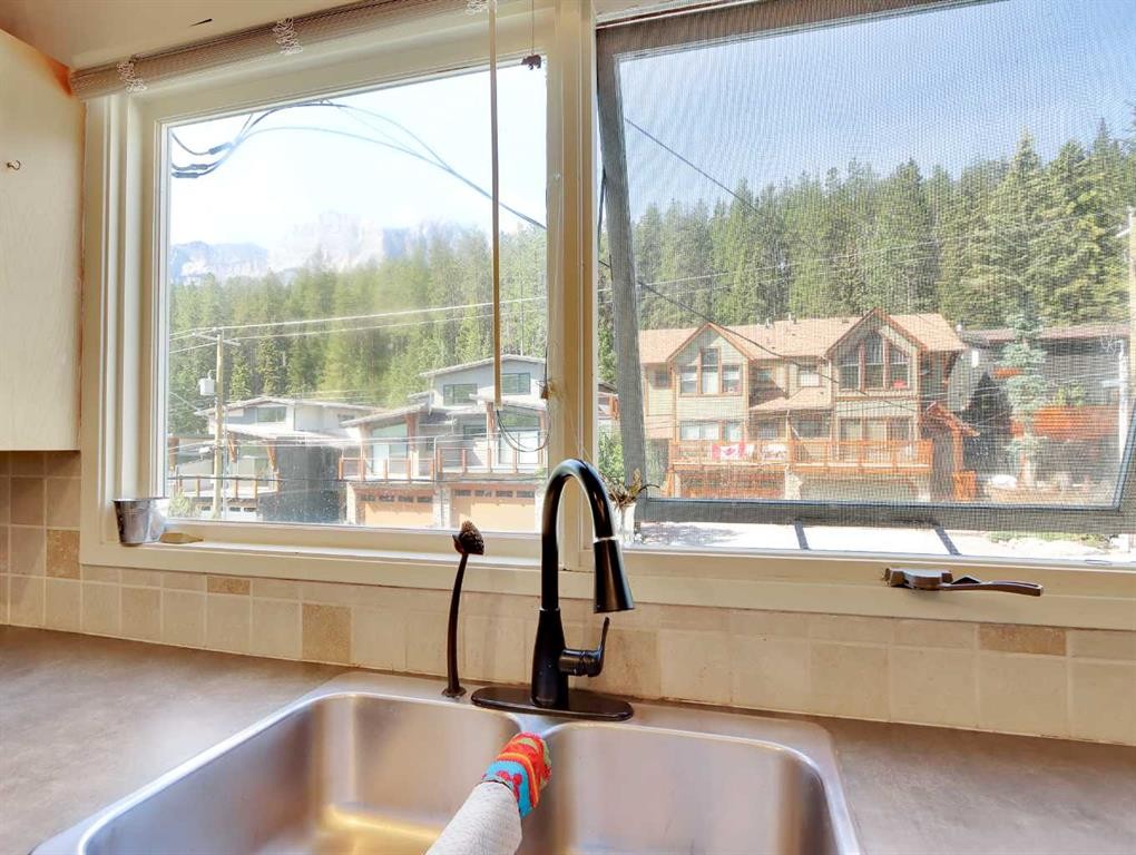 









252


Three Sisters

Drive,
Canmore,




AB
T1W2M4

