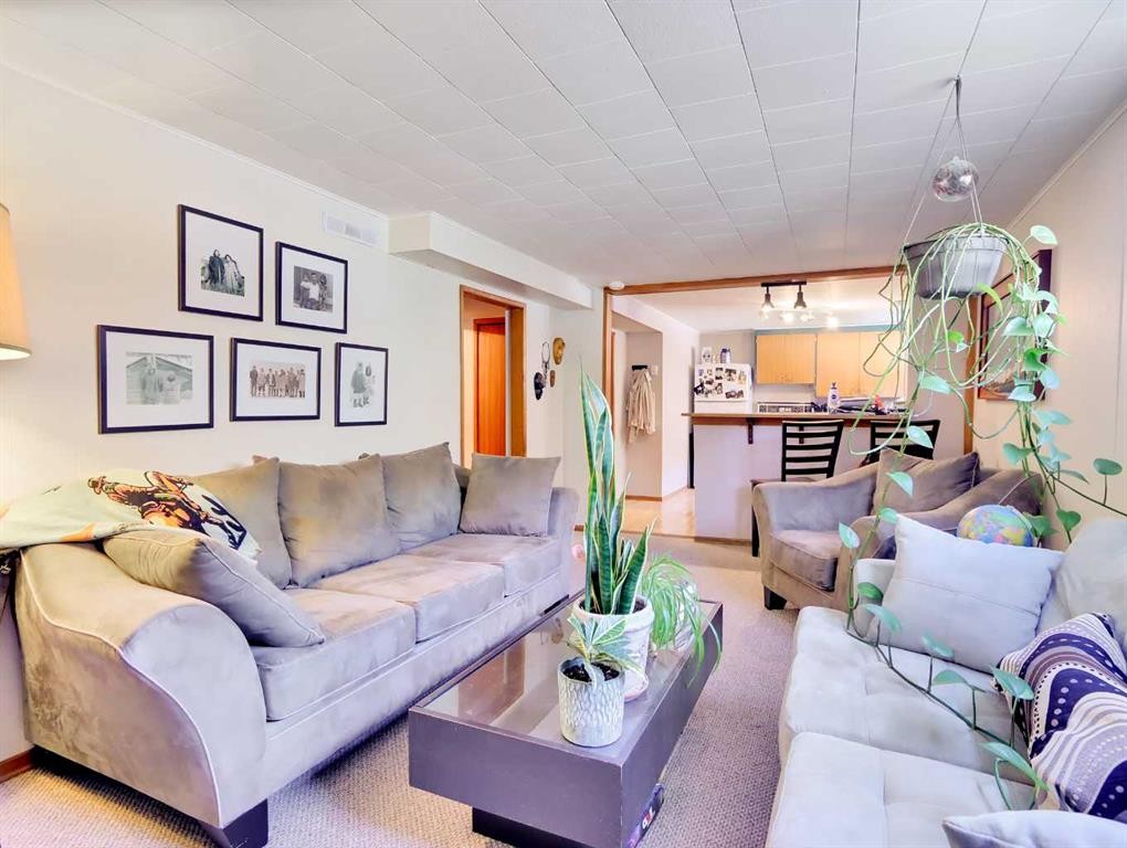 









252


Three Sisters

Drive,
Canmore,




AB
T1W2M4

