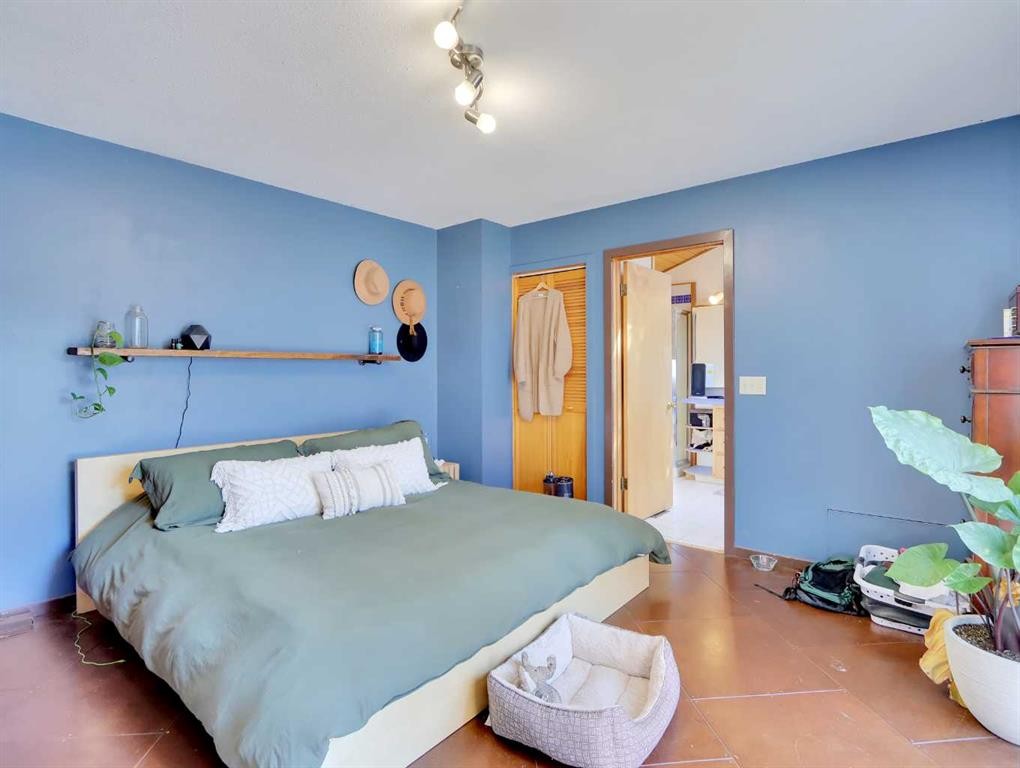 









252


Three Sisters

Drive,
Canmore,




AB
T1W2M4

