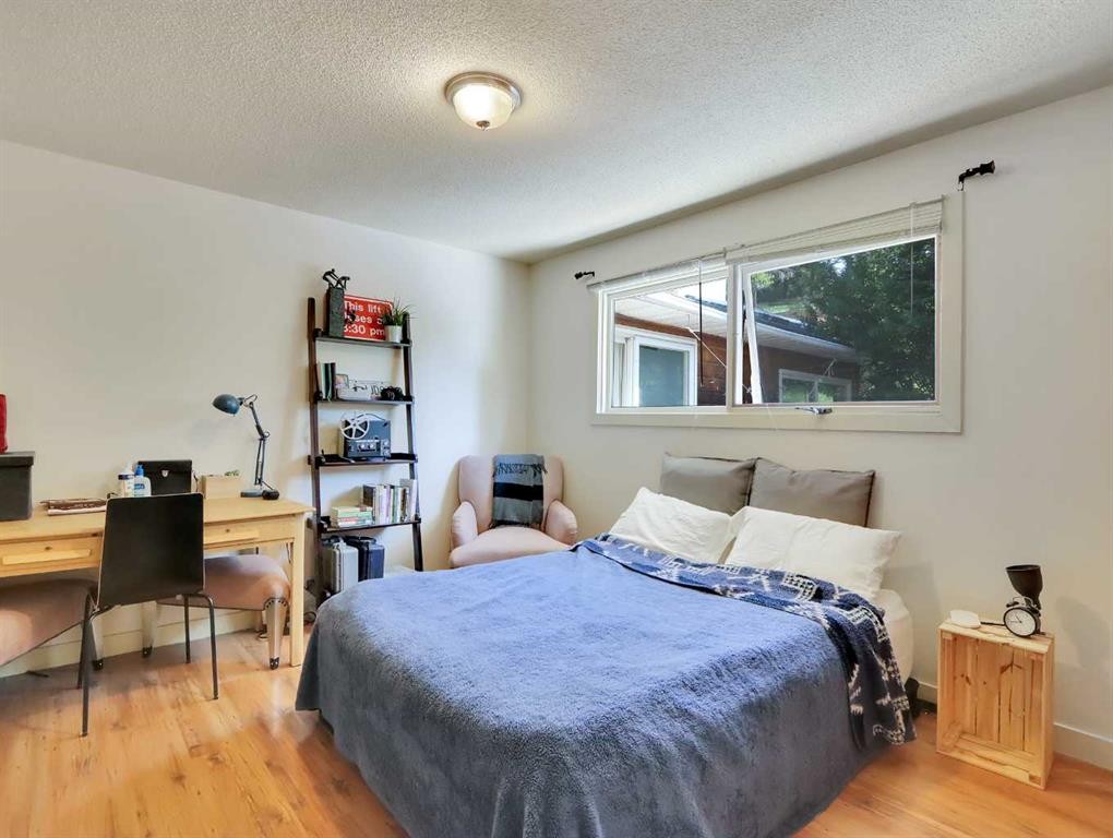 









252


Three Sisters

Drive,
Canmore,




AB
T1W2M4

