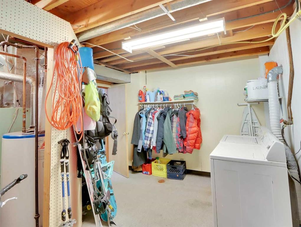 









252


Three Sisters

Drive,
Canmore,




AB
T1W2M4

