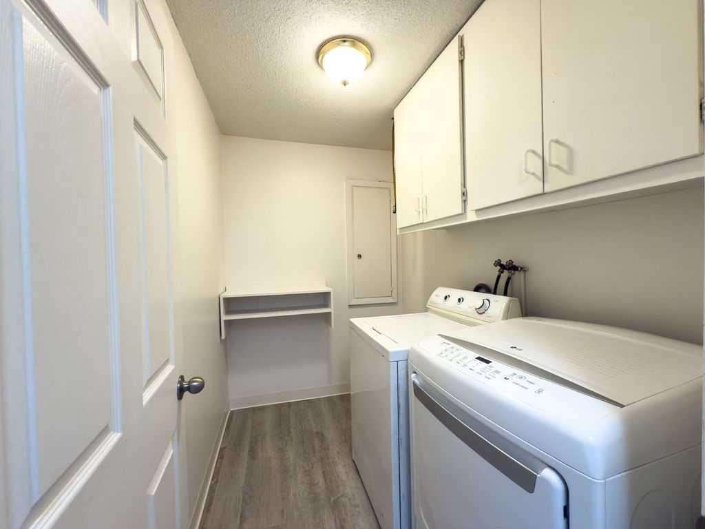 









101


Wanyandi

Avenue,
Hinton,




AB
T7V 1M6

