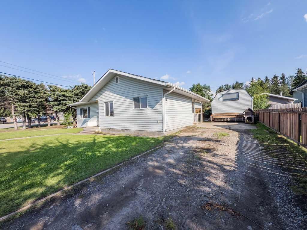 









101


Wanyandi

Avenue,
Hinton,




AB
T7V 1M6

