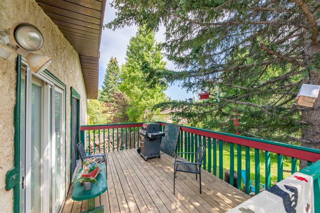 









437


Mountain

Street,
Hinton,




AB
T7V 1A6

