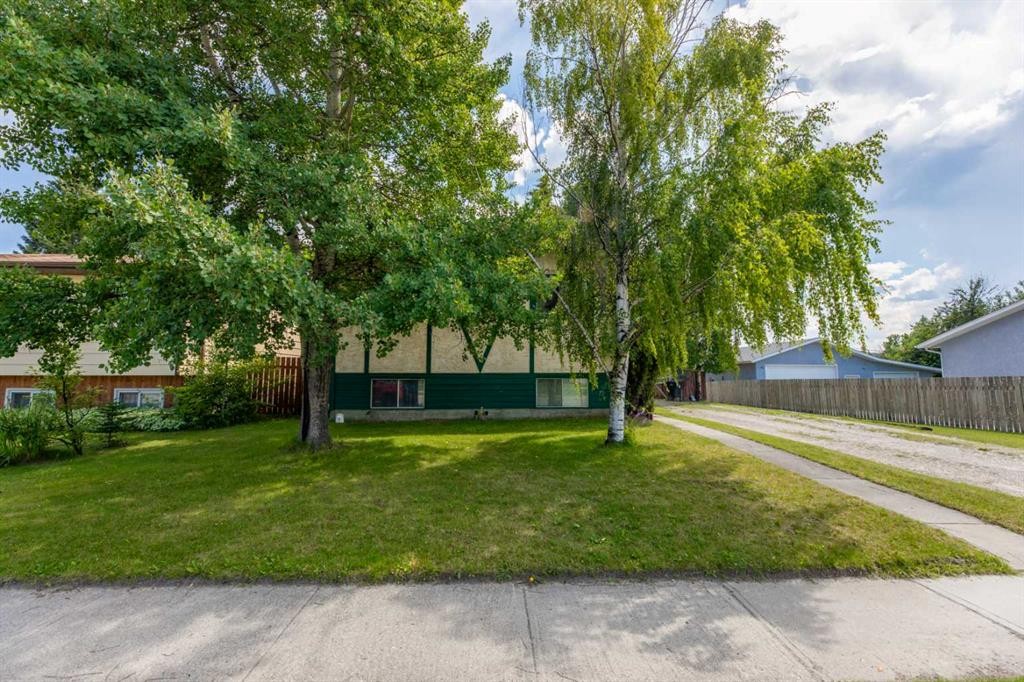 









437


Mountain

Street,
Hinton,




AB
T7V 1A6

