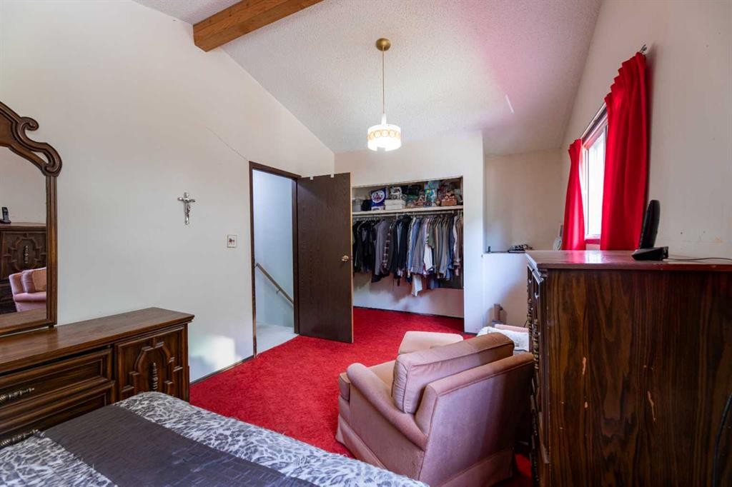 









23518


Highway 16 W

, 12,
Rural Yellowhead County,




AB
T7V 0A3

