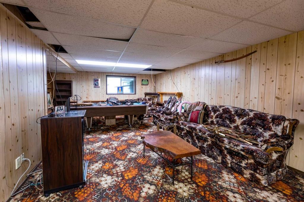 









23518


Highway 16 W

, 12,
Rural Yellowhead County,




AB
T7V 0A3

