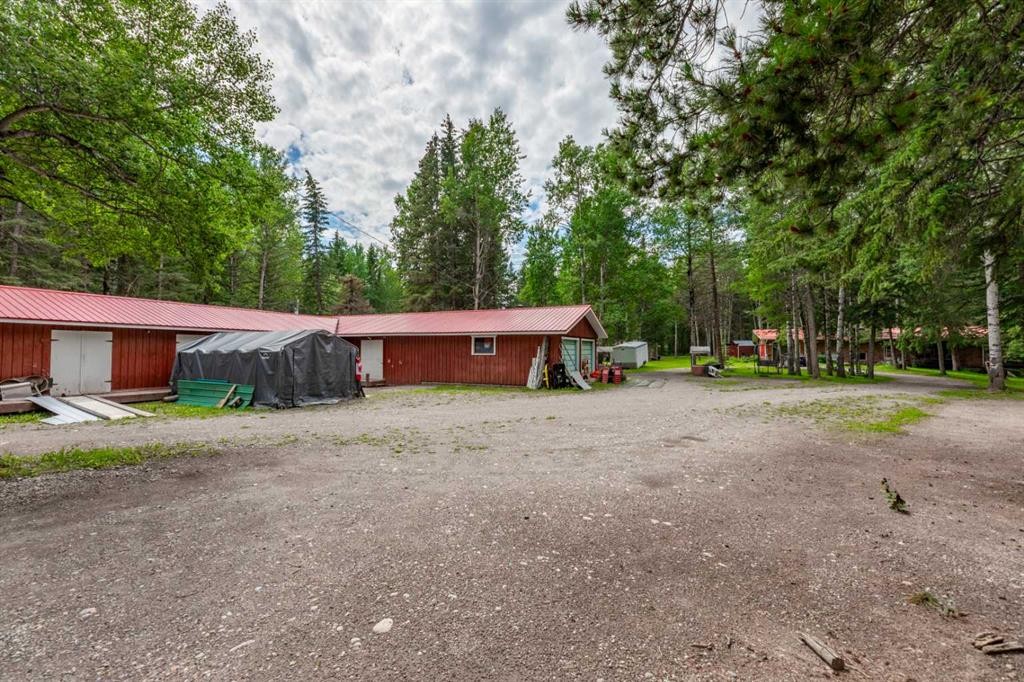 









23518


Highway 16 W

, 12,
Rural Yellowhead County,




AB
T7V 0A3


