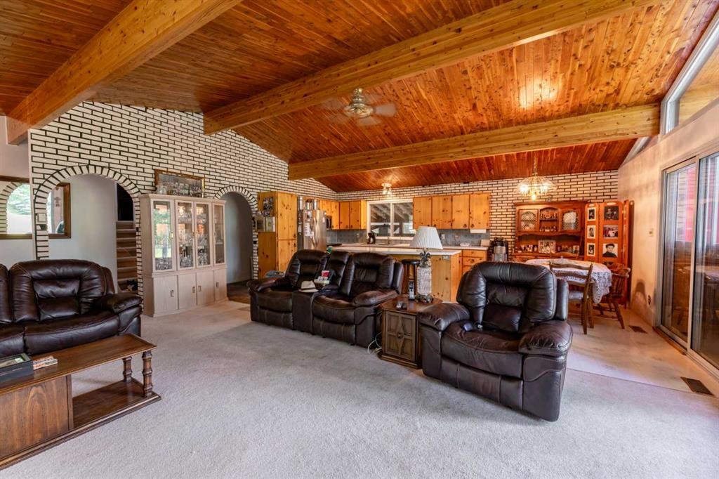 









23518


Highway 16 W

, 12,
Rural Yellowhead County,




AB
T7V 0A3

