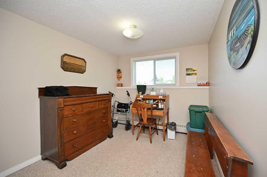 









4505


53

Street, 103,
Athabasca,




AB
T9S 1K1


