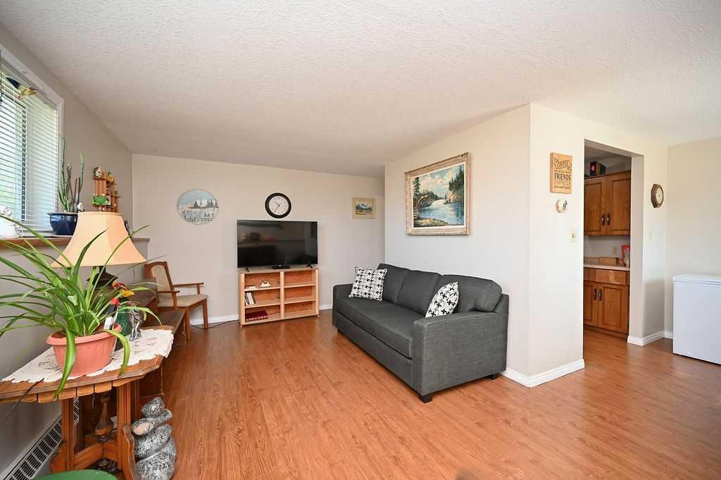 









4505


53

Street, 103,
Athabasca,




AB
T9S 1K1

