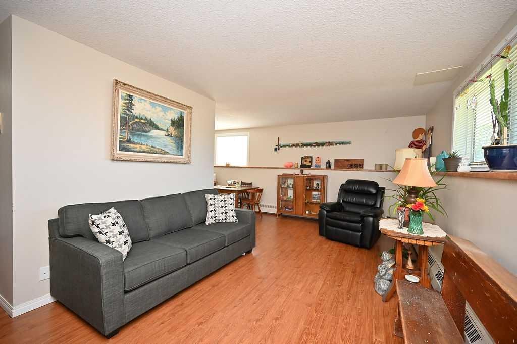 









4505


53

Street, 103,
Athabasca,




AB
T9S 1K1

