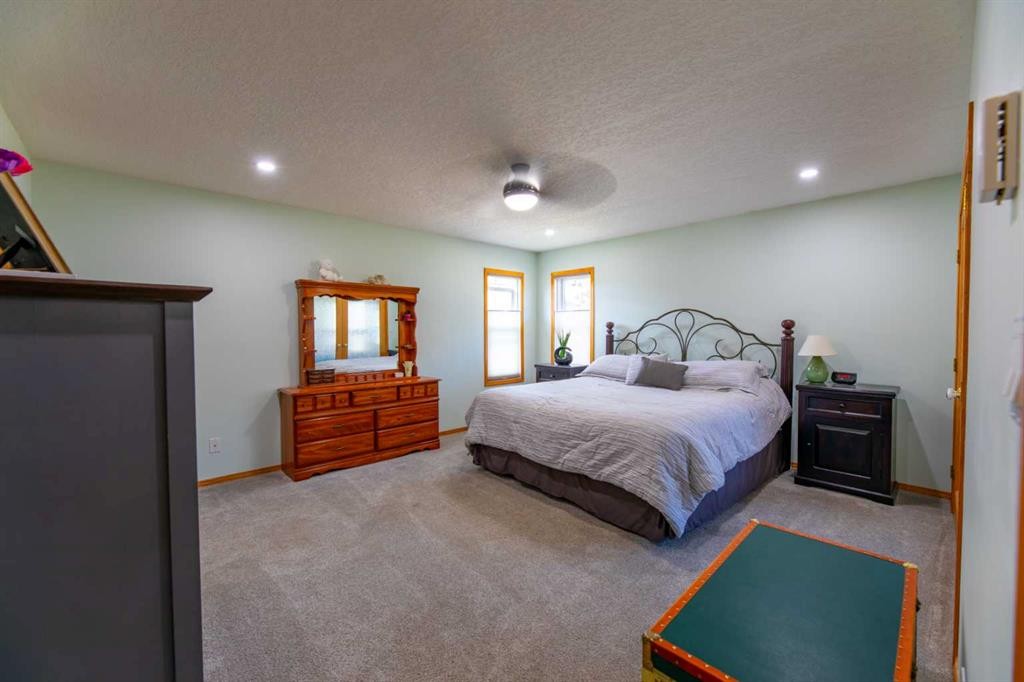 









15


Maskuta

Estates,
Rural Yellowhead County,




AB
T7V1X3

