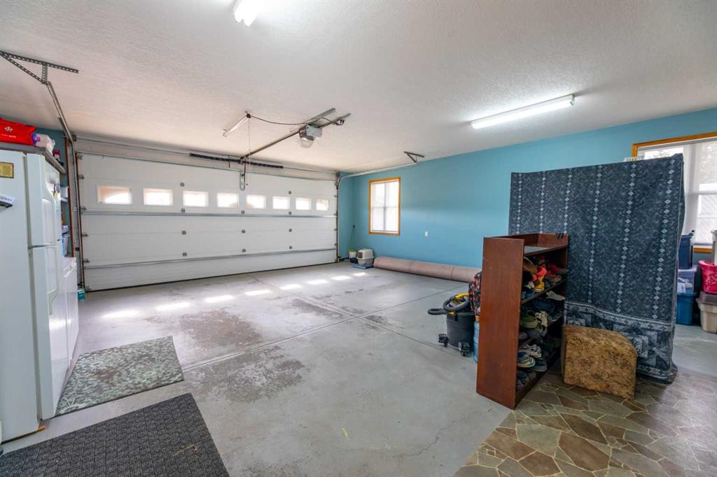 









15


Maskuta

Estates,
Rural Yellowhead County,




AB
T7V1X3

