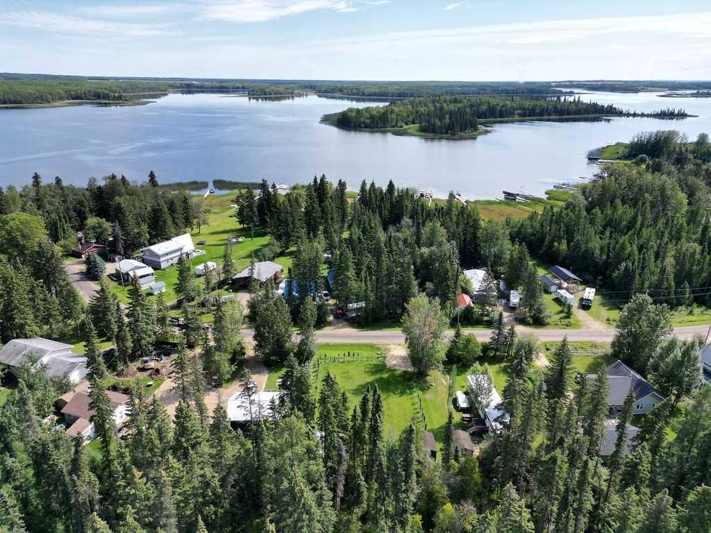 









248


Lakeshore Drive North

,
Island Lake,







AB
T9S1S2

