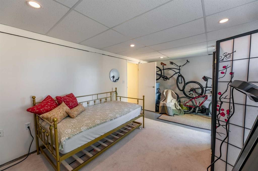 









457


Collinge

Road, 316,
Hinton,




AB
T7V1M2

