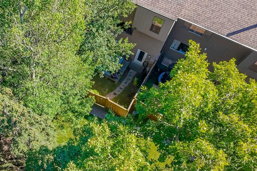 









457


Collinge

Road, 316,
Hinton,




AB
T7V1M2


