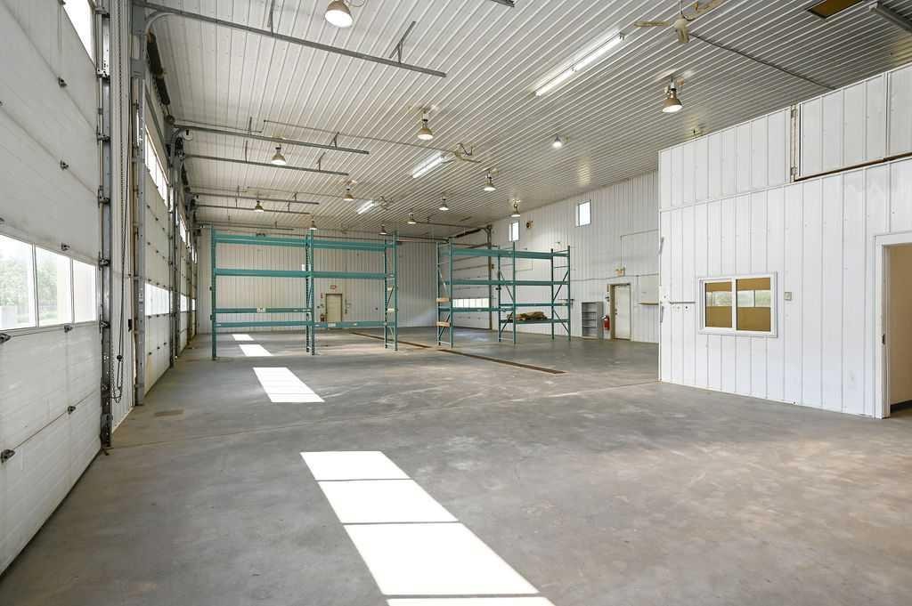









5902


Alexander

Avenue,
Athabasca,




AB
T9S 0A1

