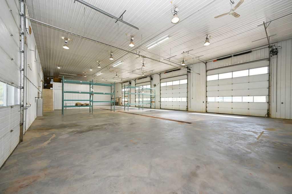 









5902


Alexander

Avenue,
Athabasca,




AB
T9S 0A1

