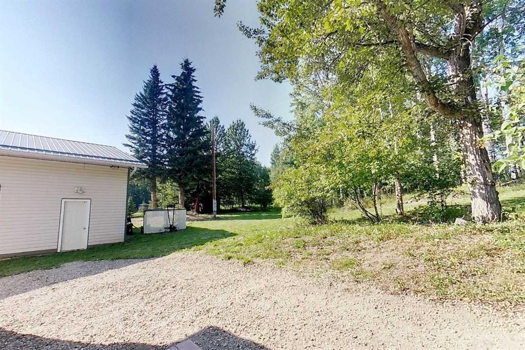 









19116A


Township Road 530A

,
Rural Yellowhead County,




AB
T7E 3B7

