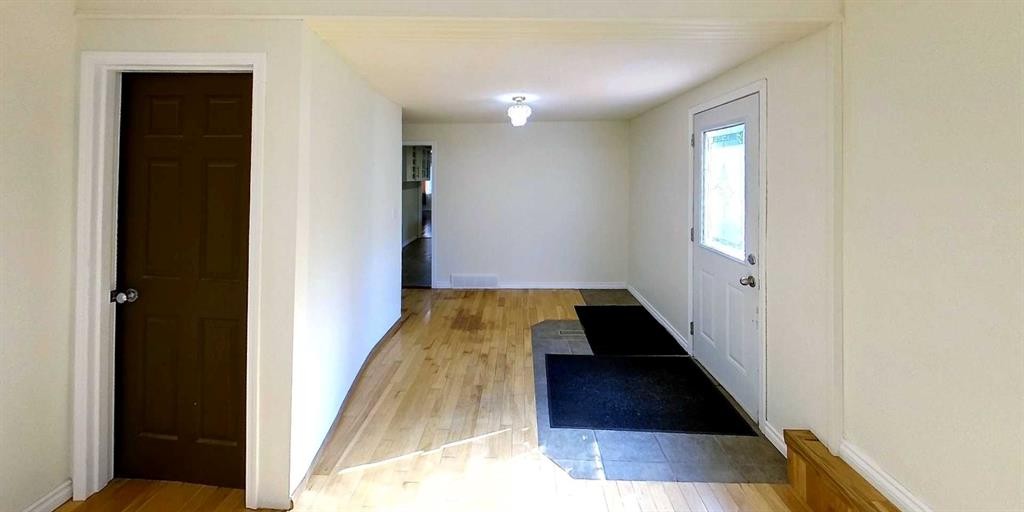 









19116A


Township Road 530A

,
Rural Yellowhead County,




AB
T7E 3B7

