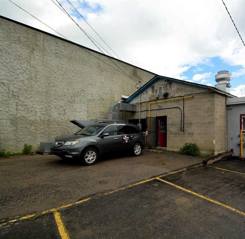 









312


50

Street,
Edson,




AB
T7E 1N7

