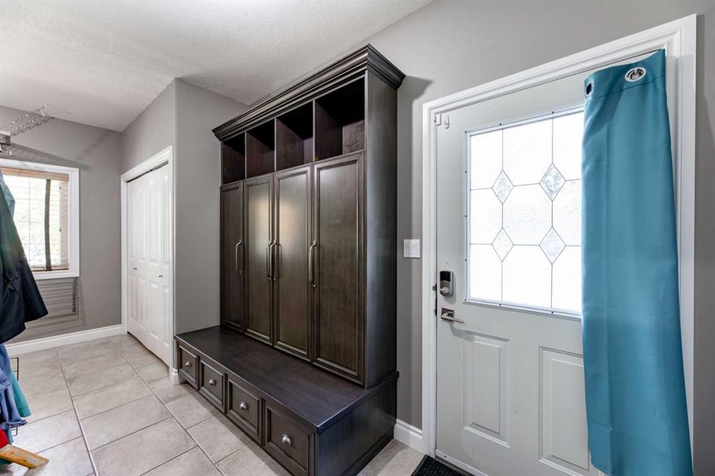 









24426


East River

Road, 6,
Hinton,




AB
T7V 1X7

