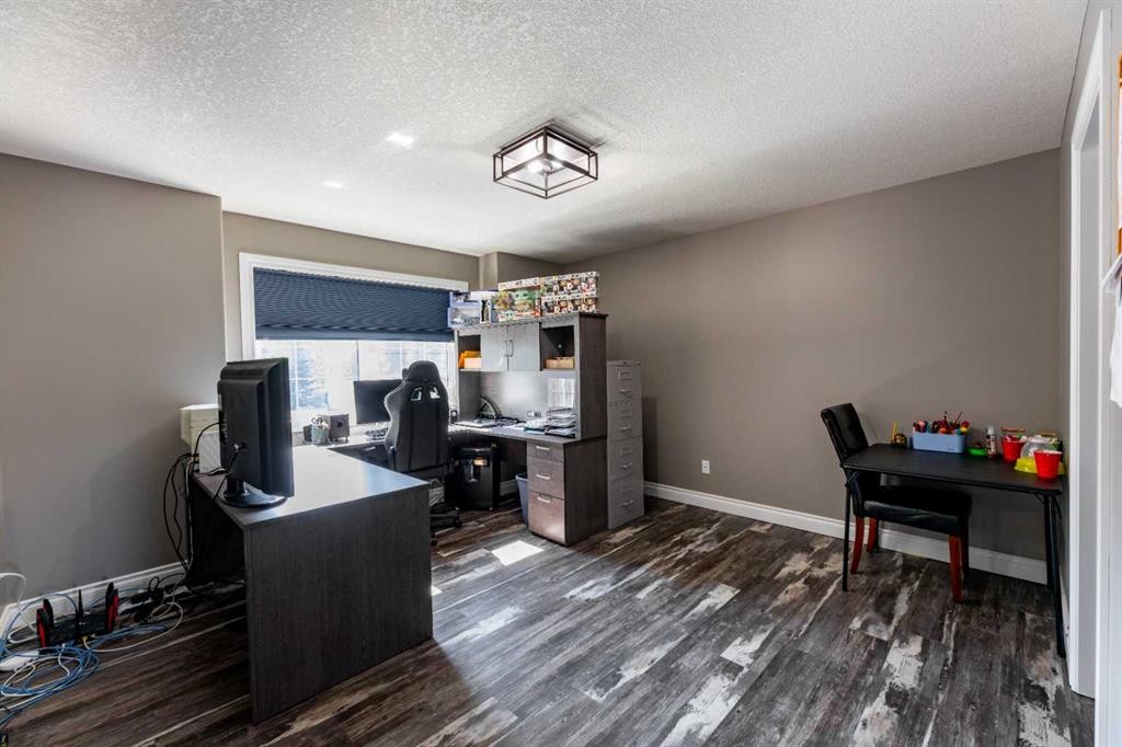 









24426


East River

Road, 6,
Hinton,




AB
T7V 1X7

