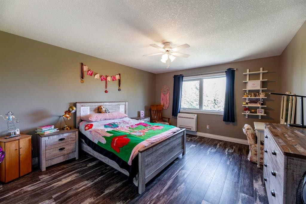 









24426


East River

Road, 6,
Hinton,




AB
T7V 1X7

