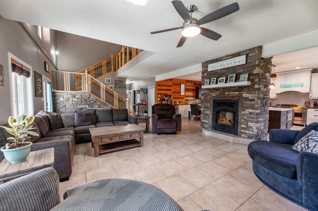 









24426


East River

Road, 6,
Hinton,




AB
T7V 1X7

