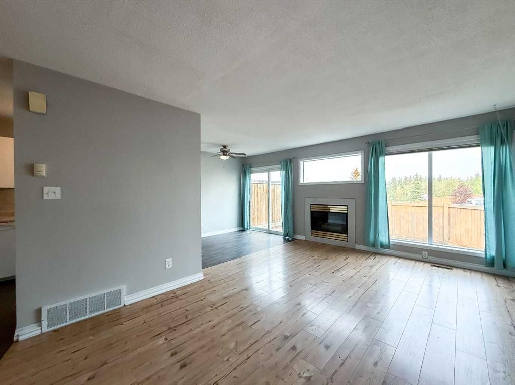 









465


Makenny

Street, 17,
Hinton,




AB
T7V 1H3

