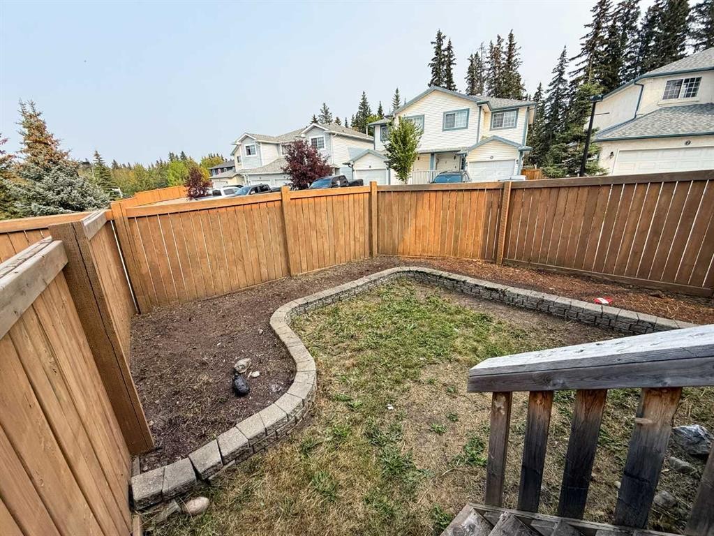 









465


Makenny

Street, 17,
Hinton,




AB
T7V 1H3


