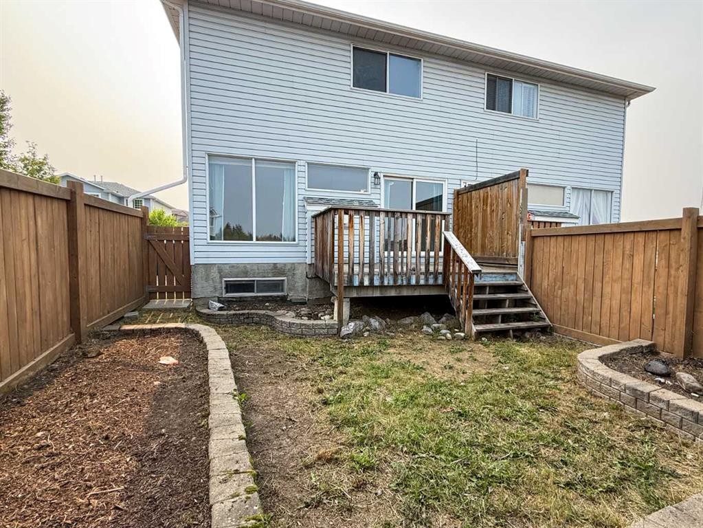









465


Makenny

Street, 17,
Hinton,




AB
T7V 1H3

