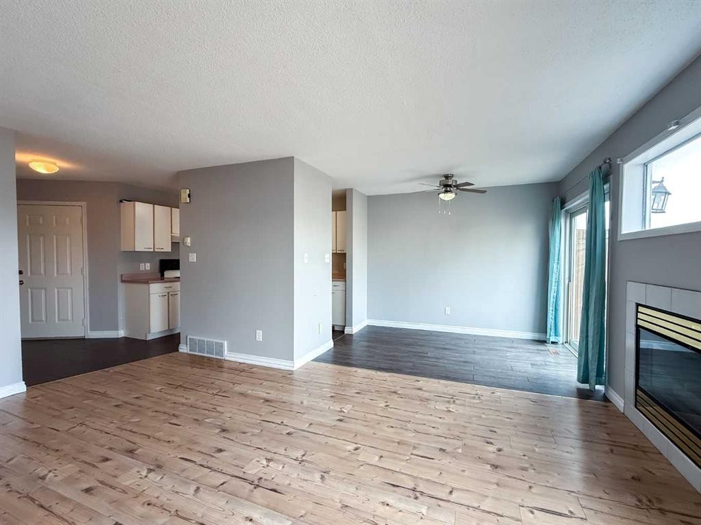 









465


Makenny

Street, 17,
Hinton,




AB
T7V 1H3

