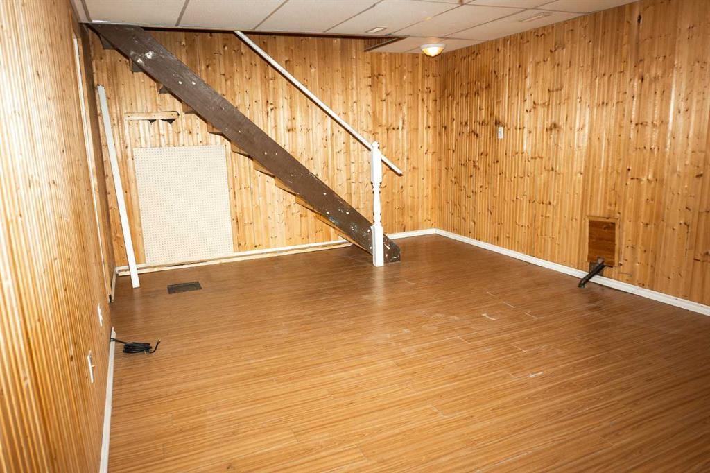 









441


Switzer

Drive, 30,
Hinton,




AB
T7V 1Z7


