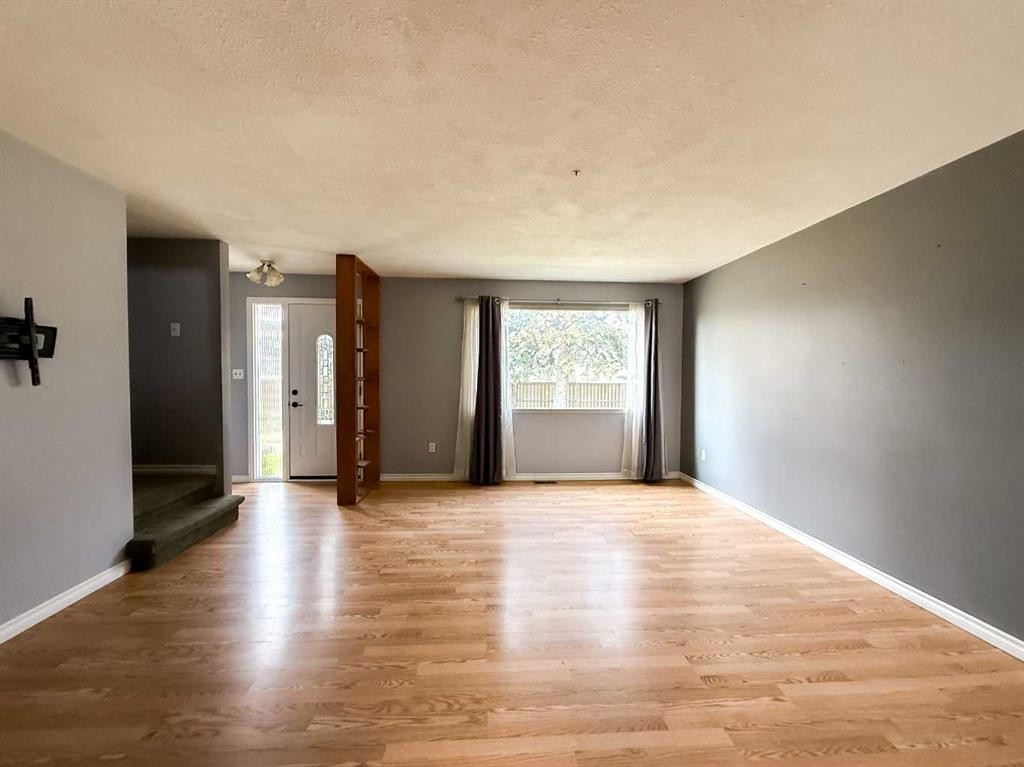 









441


Switzer

Drive, 30,
Hinton,




AB
T7V 1Z7


