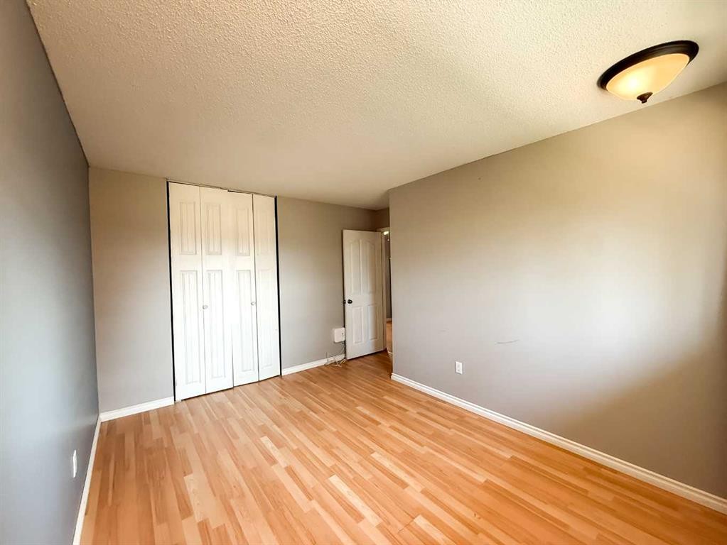 









441


Switzer

Drive, 30,
Hinton,




AB
T7V 1Z7

