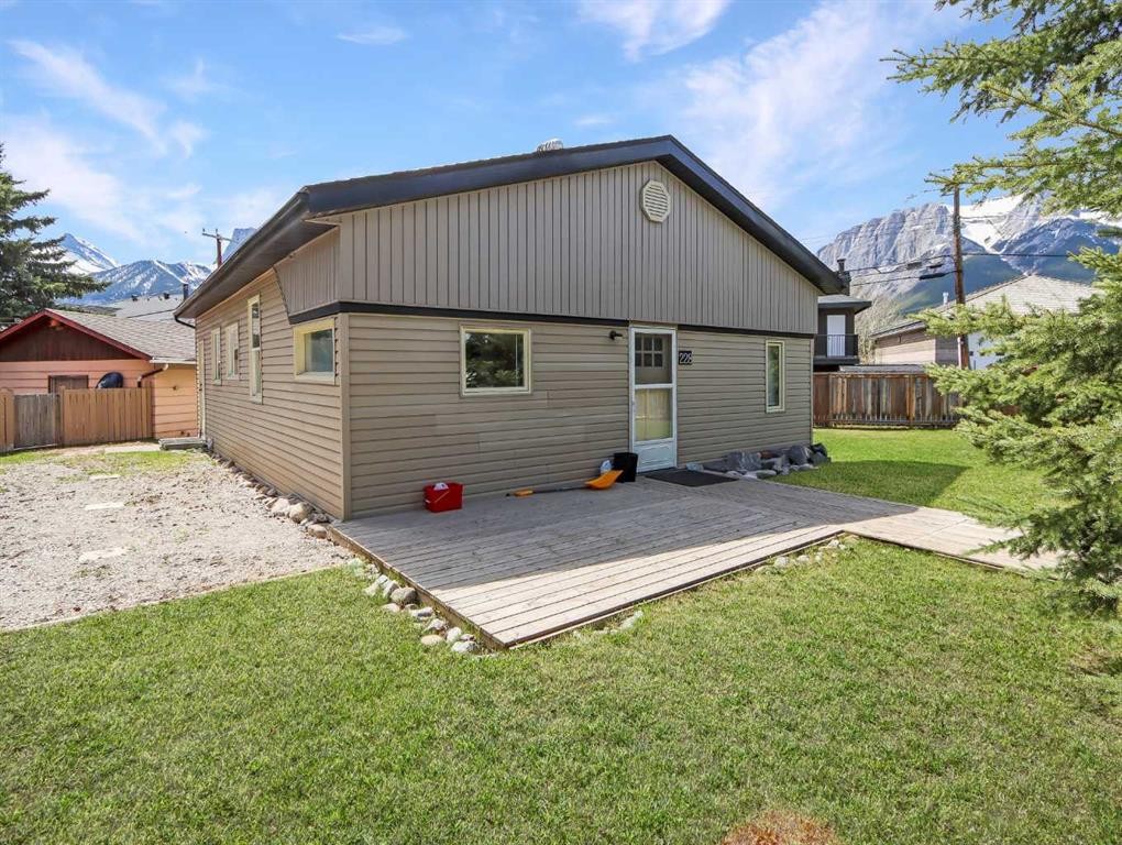 









228


17th Street

,
Canmore,




AB
T1W1Y8

