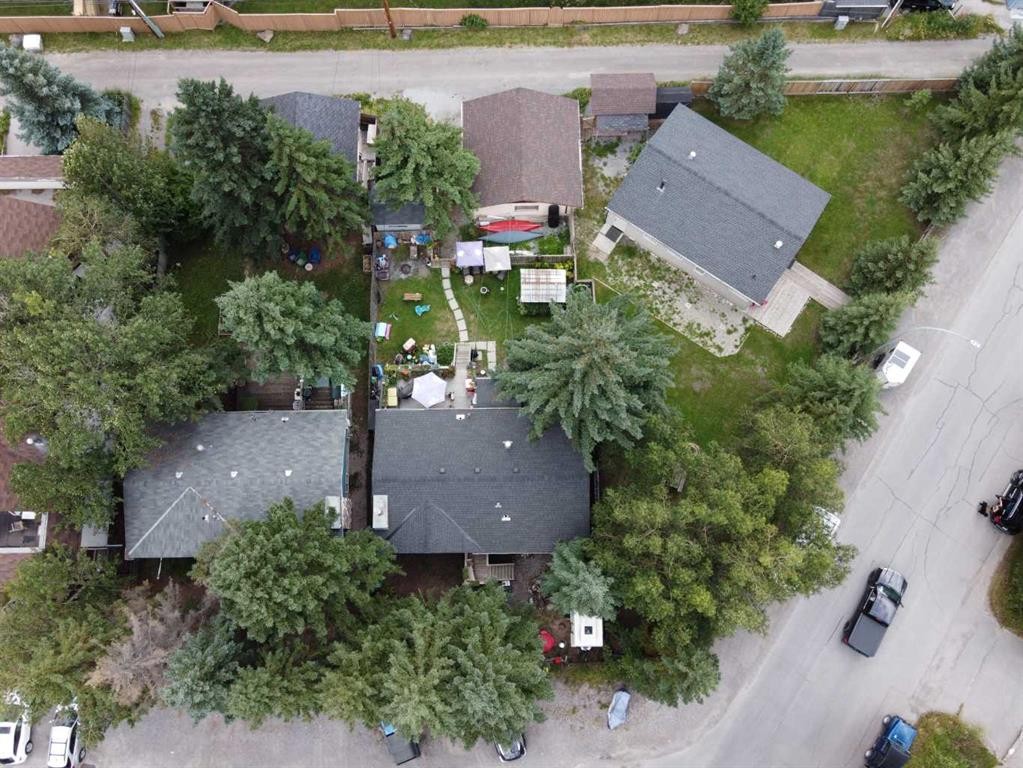 









228


17th Street

,
Canmore,




AB
T1W1Y8

